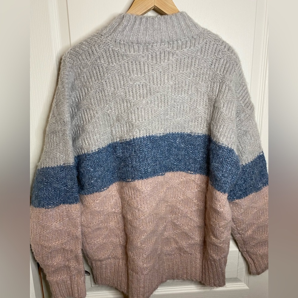 Oversized Pinch cozy sweater! Fantastic condition sz med!
